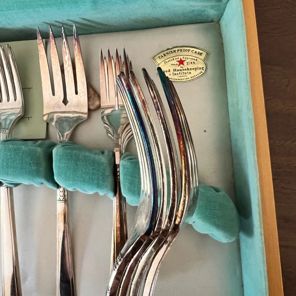 Vintage‎ Community Plate Coronation Silverplate Flatware Set with Case 50+ Pc
